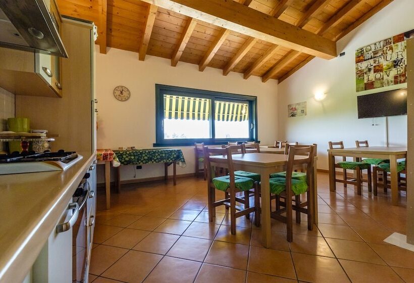 בית מלון כפרי Al Colle