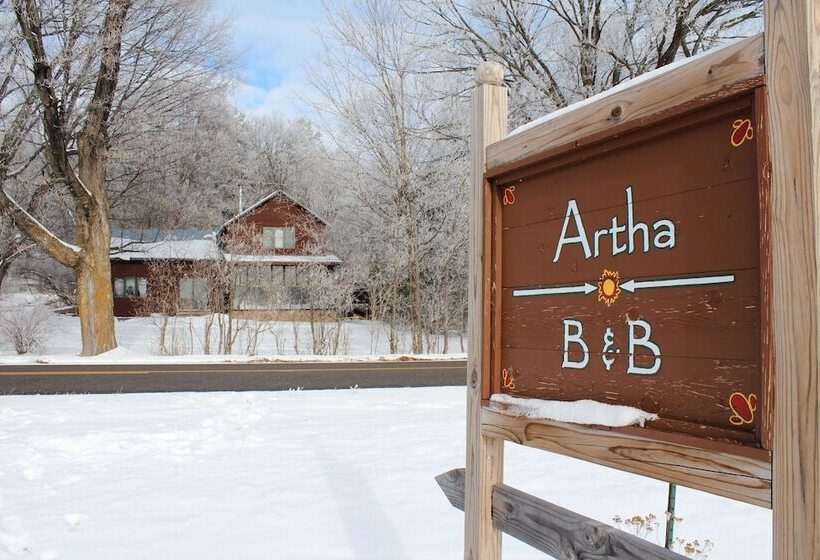 ホテル Artha Bed And Breakfast