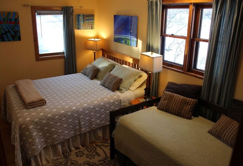 فندق Artha Bed And Breakfast