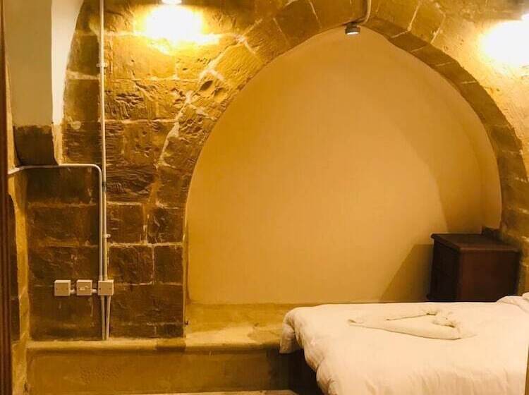 هتل Beit Aziz Boutique