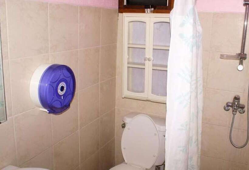 هتل Bluepango Guest House   Hostel