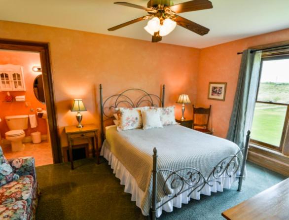 Отель Country Hermitage Bed & Breakfast