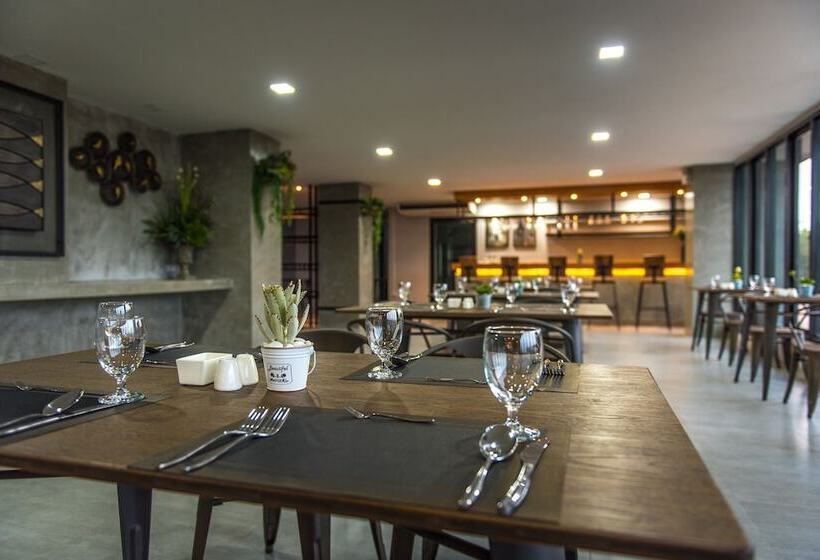 Отель De V Loft