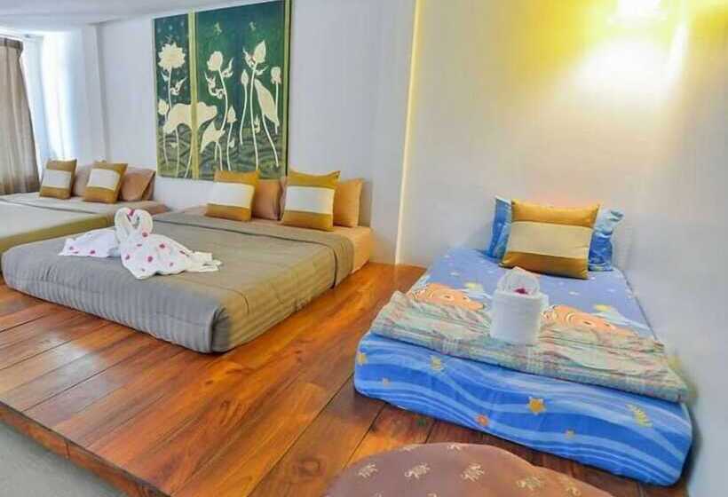 호텔 Fah Talay Resort