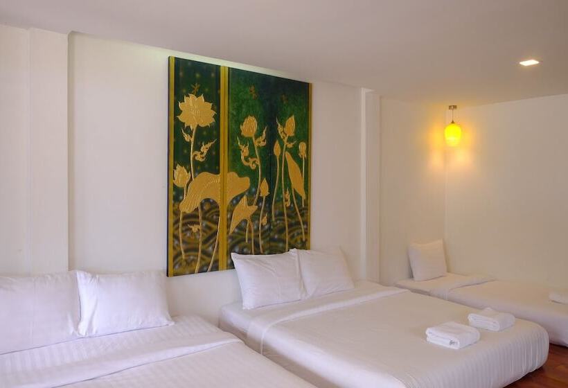 호텔 Fah Talay Resort