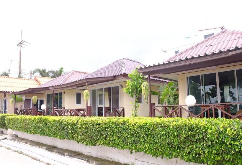 호텔 Fah Talay Resort