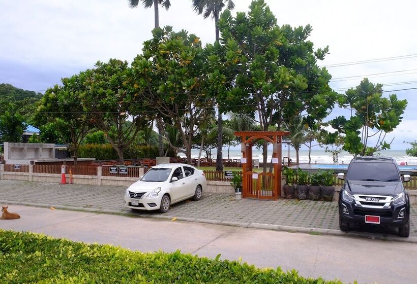 호텔 Fah Talay Resort