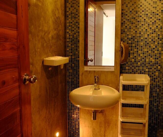 호텔 Fah Talay Resort