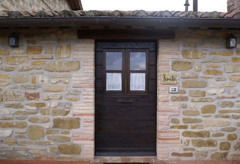 בית מלון כפרי Fonte Chiara