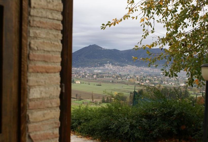 בית מלון כפרי Fonte Chiara