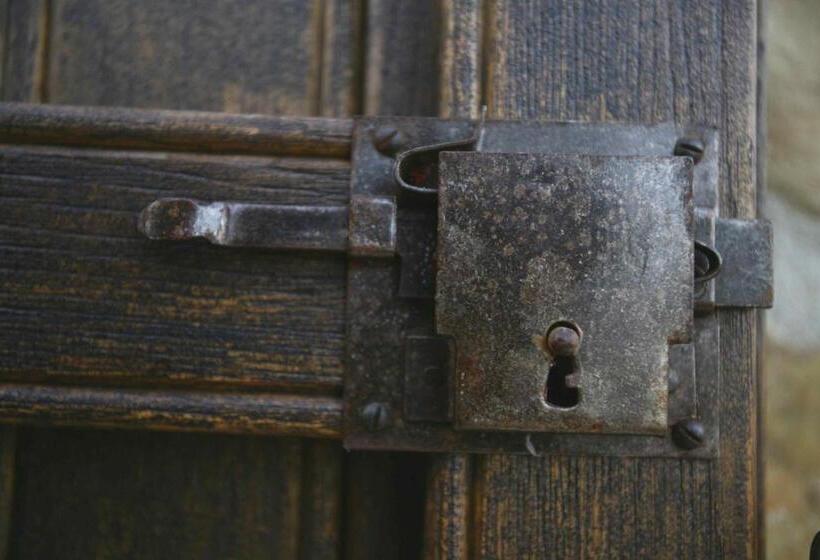 בית מלון כפרי Fonte Chiara