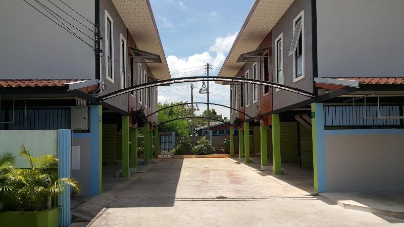 호텔 Garden House Resort