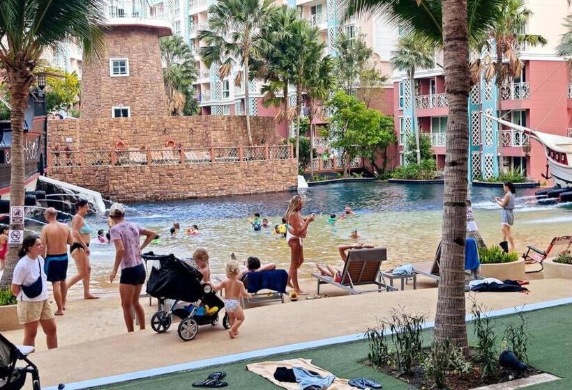 هتل Grande Caribbean Condo