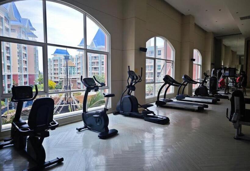 هتل Grande Caribbean Condo