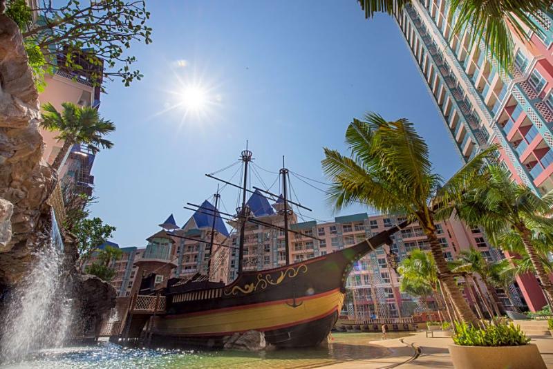 هتل Grande Caribbean Condo