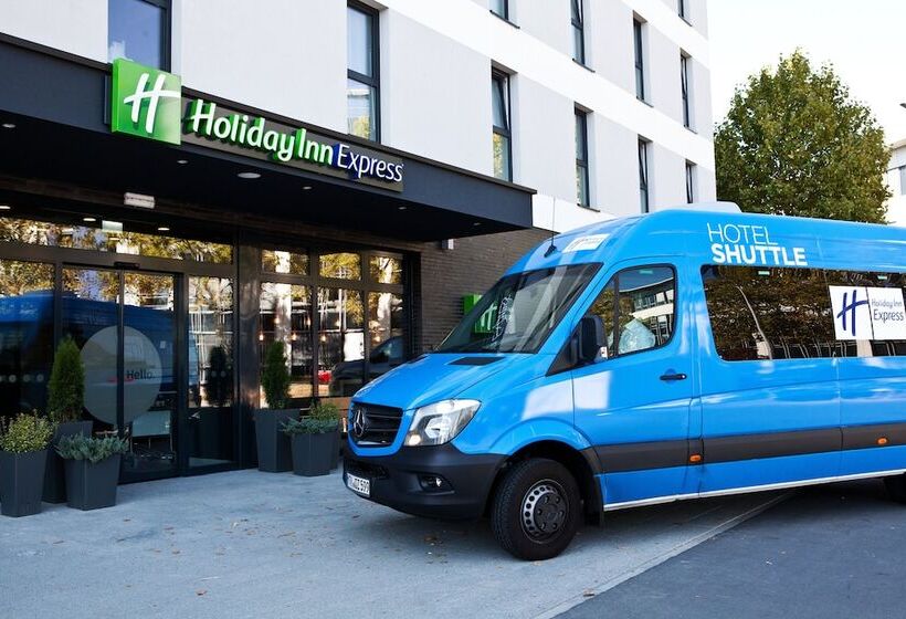 호텔 Holiday Inn Express Frankfurt Airport   Raunheim, An Ihg