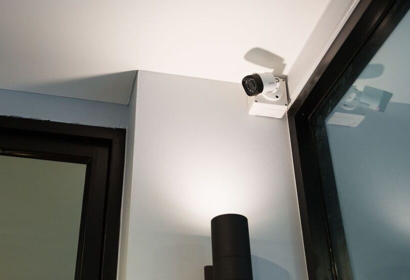 فندق Twentynine Kv Apartel