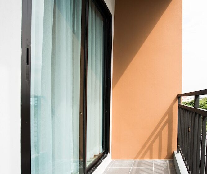 فندق Twentynine Kv Apartel