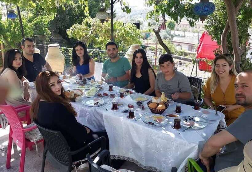 בית מלון כפרי Ipekyolu Garden