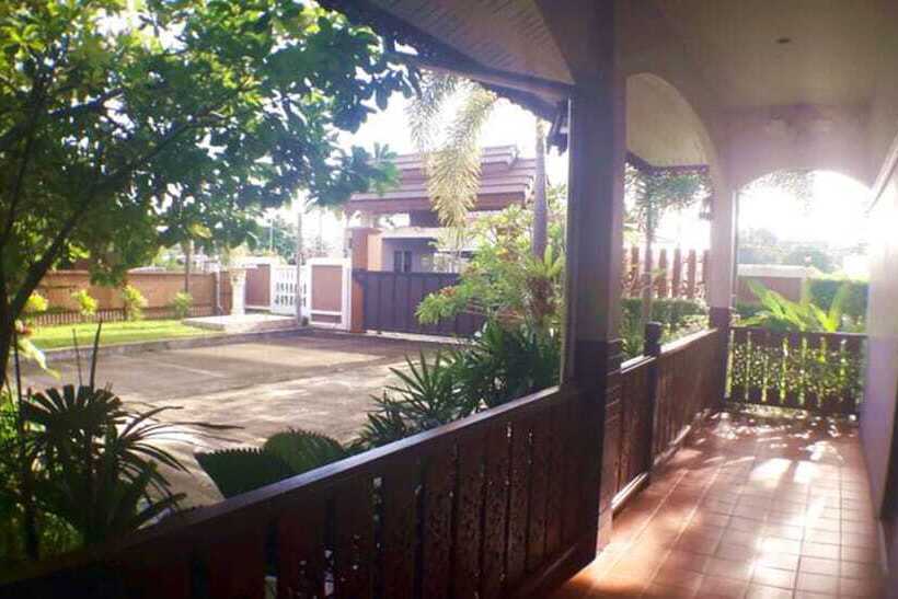 Отель Khum Nakhon