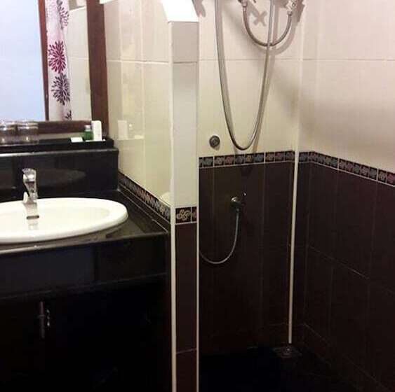 Отель Khum Nakhon