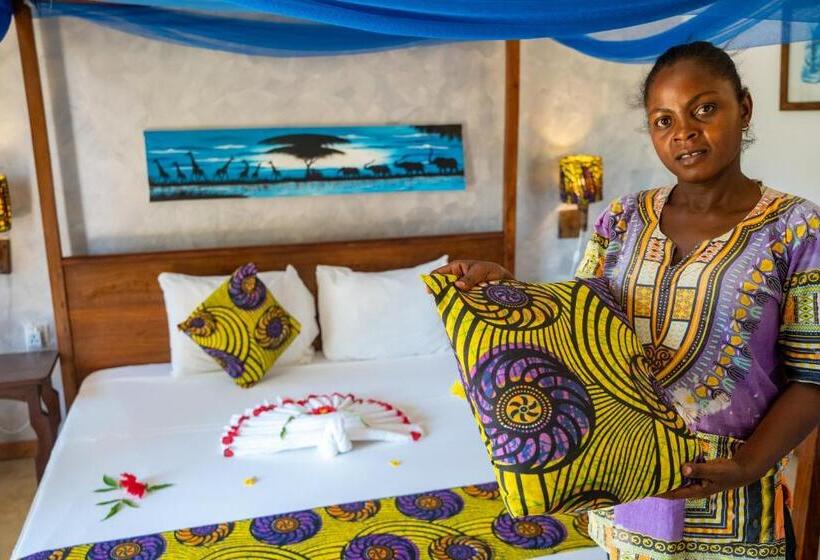 호텔 Mawimbi Bungalows