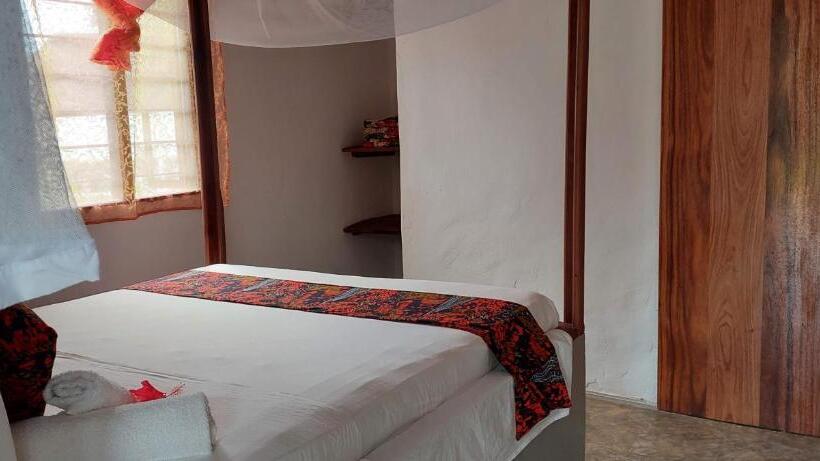 호텔 Mawimbi Bungalows