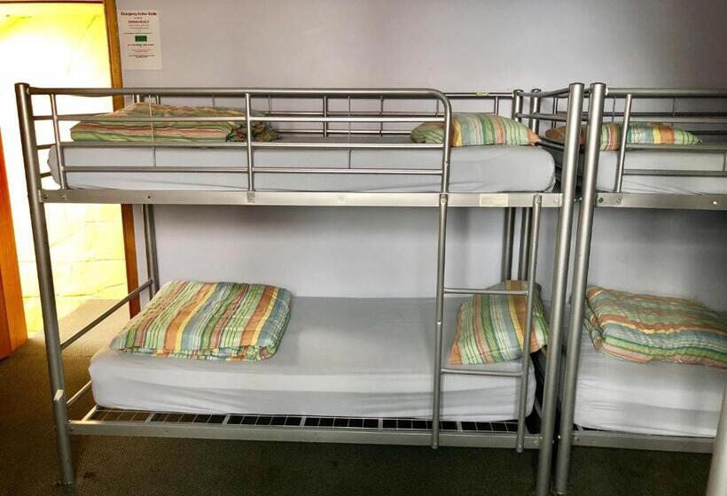 בית מלון כפרי Narrara Backpackers Hobart