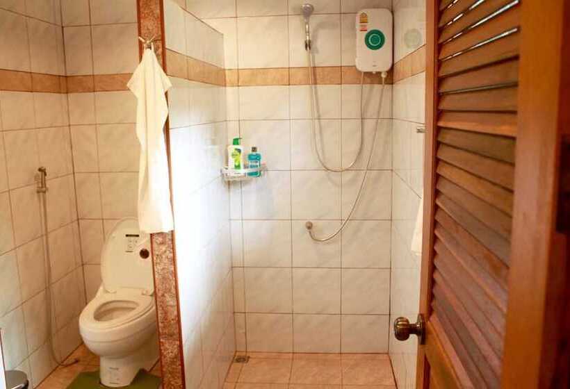 호텔 New Paradise Home Resort