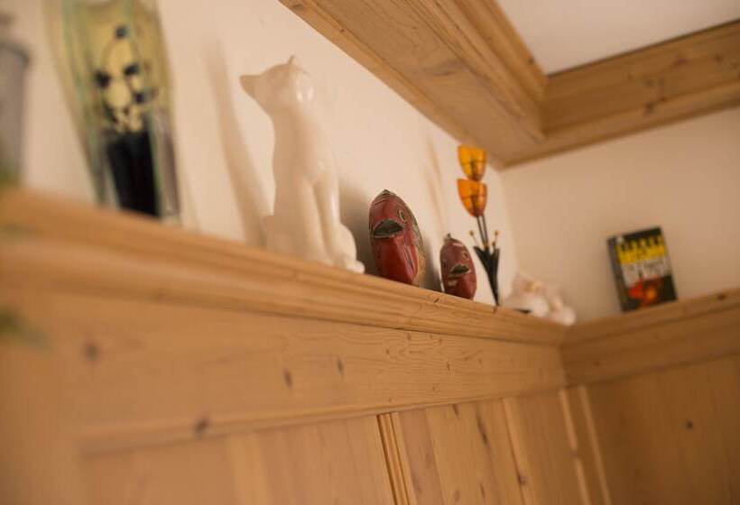 هتل Pension Lackenbauer