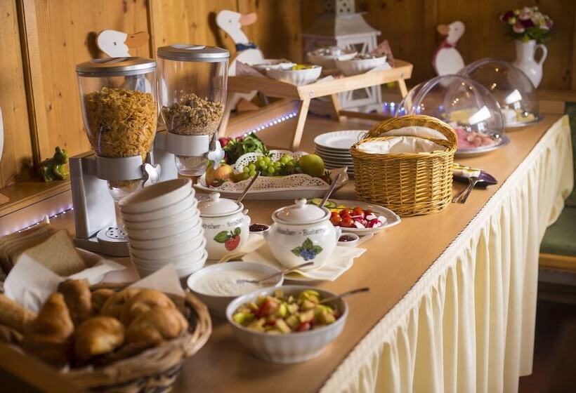 בית מלון כפרי Pension Lackenbauer