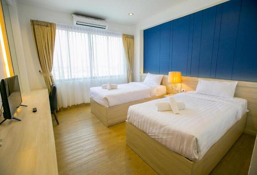 בית מלון כפרי Phrae Nakara