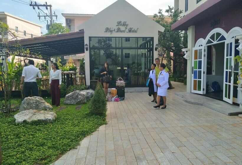 בית מלון כפרי Ploy S Pearl