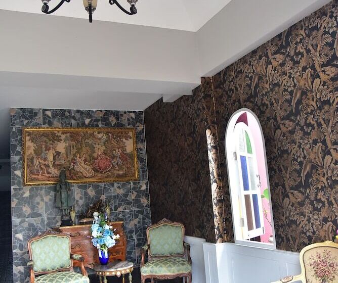 בית מלון כפרי Ploy S Pearl