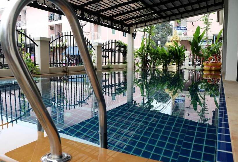 בית מלון כפרי Ploy S Pearl