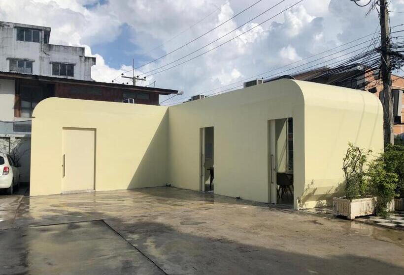 호텔 Polkadot Hostel