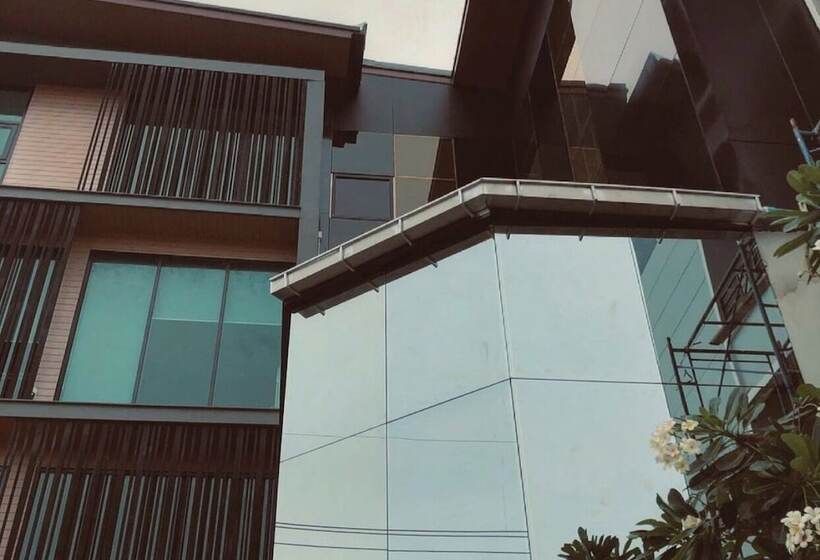 호텔 Polkadot Hostel