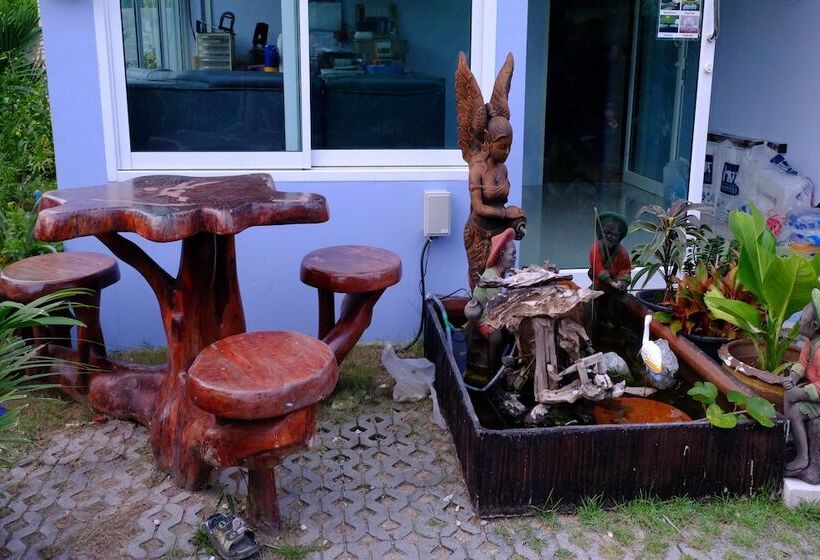 호텔 Pt House Resort