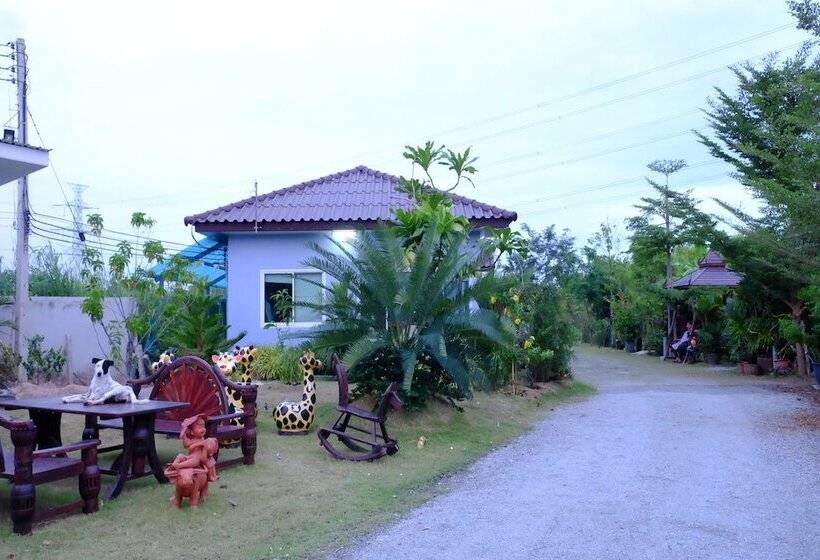 호텔 Pt House Resort