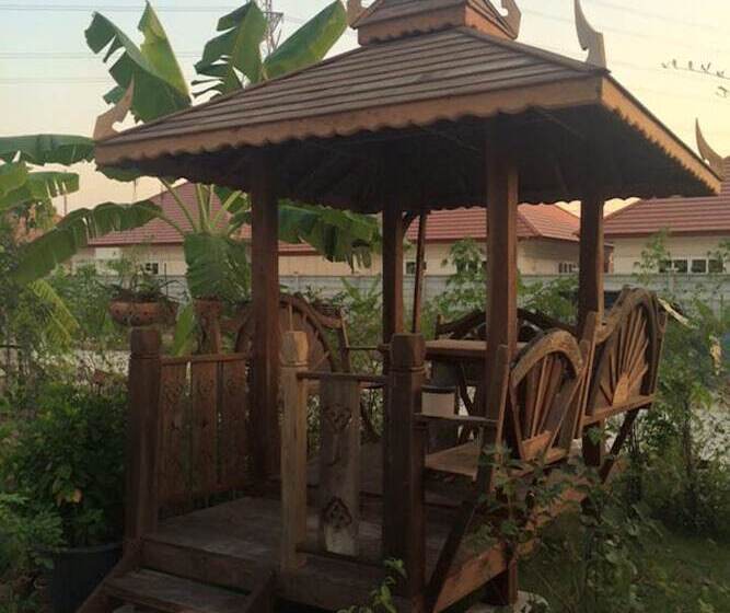 호텔 Pt House Resort