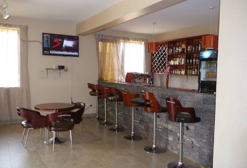 هتل Rosaline Suites