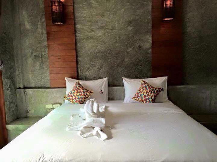 호텔 Ruean Thai Nai Bang By Pansak Resort