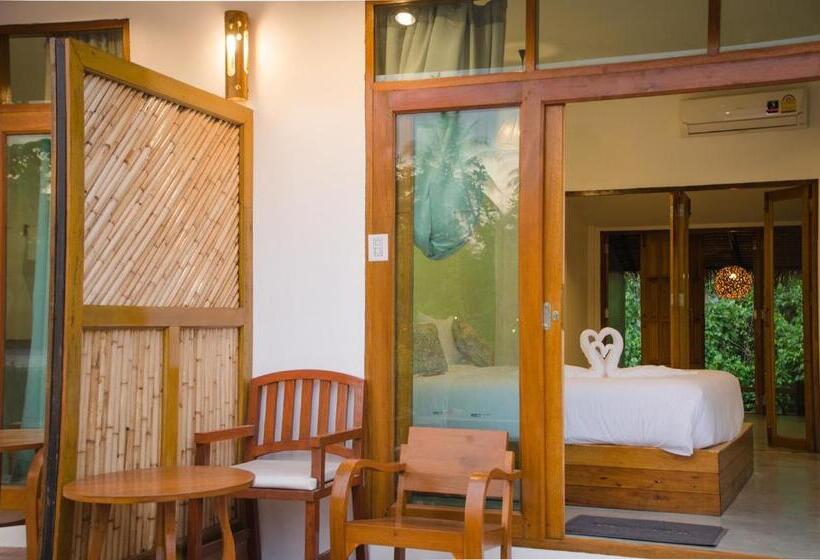 호텔 Ruean Thai Nai Bang By Pansak Resort