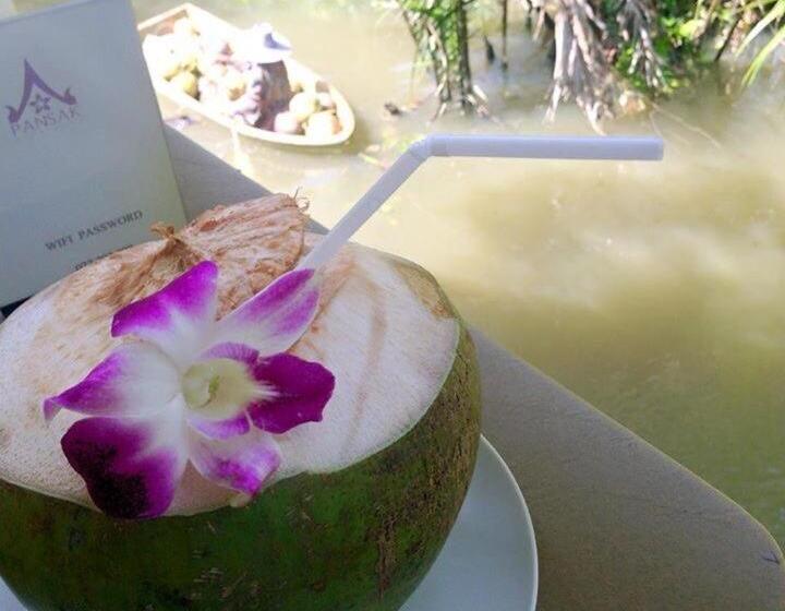 호텔 Ruean Thai Nai Bang By Pansak Resort