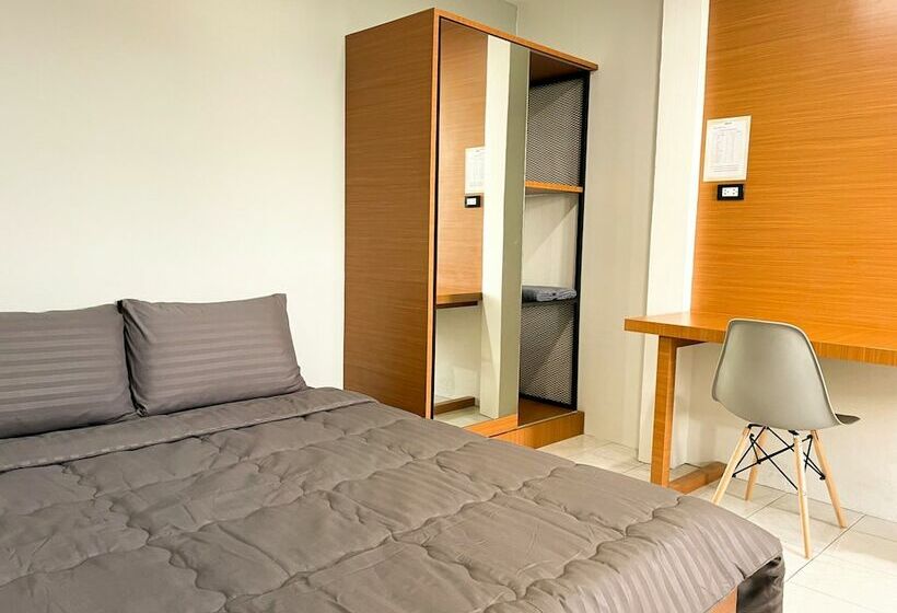 호텔 Sadudee Mansion