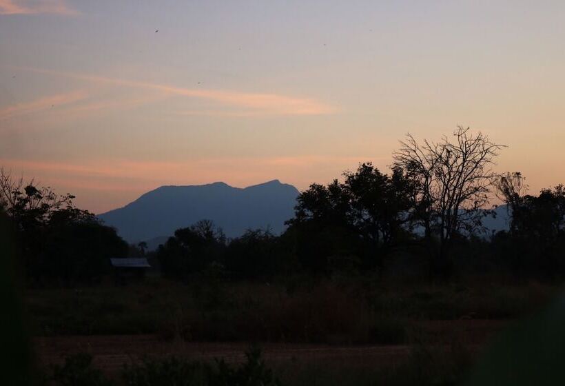 בית מלון כפרי Sawasdeesukhothai Resort