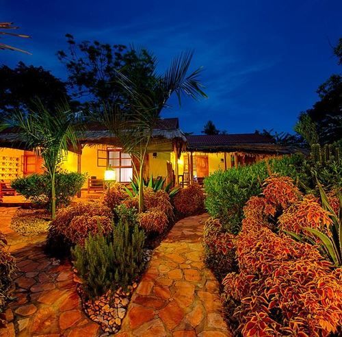 هتل Source Of The Smile