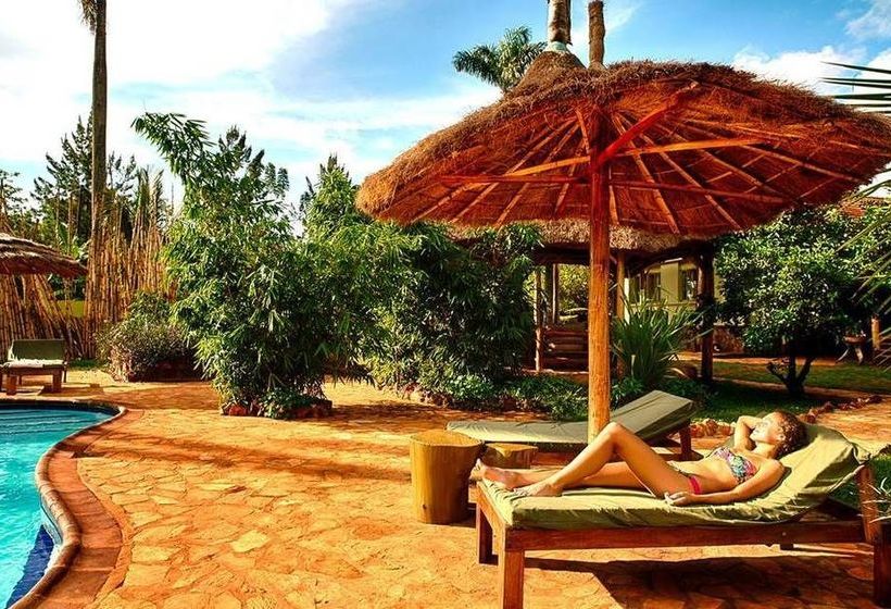 هتل Source Of The Smile