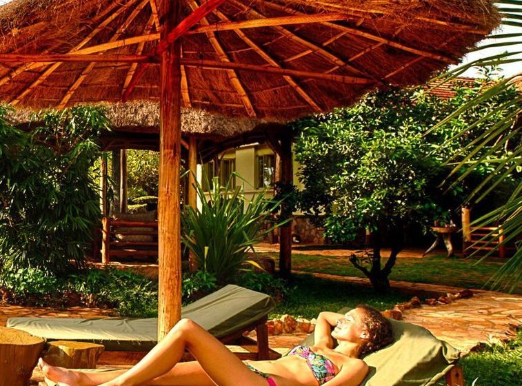 هتل Source Of The Smile