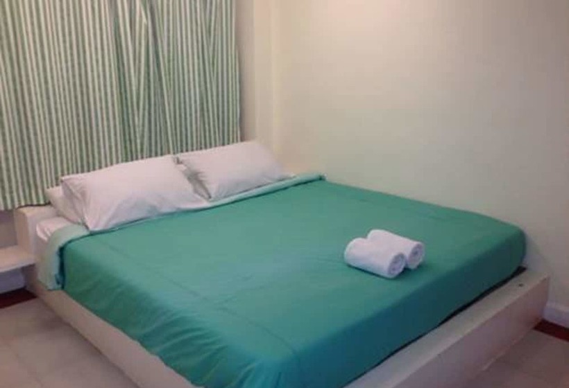 Отель Teeny House